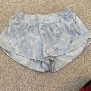Lululemon hotty hot shorts